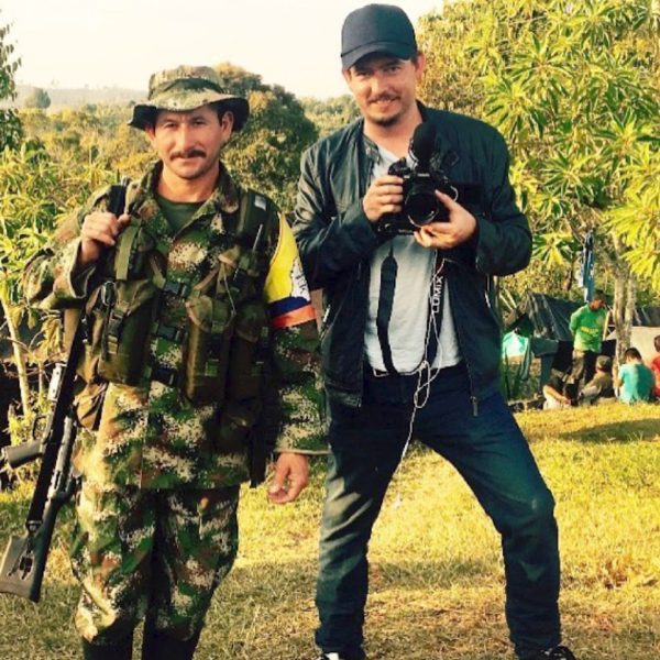 Director Jaap van ´t Kruis with one of the FARC commanders